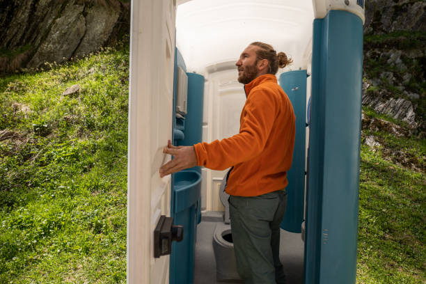 Professional porta potty rental in Republic, WA