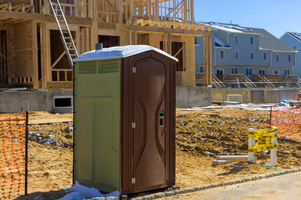 Best Best portable toilet rental  in Republic, WA