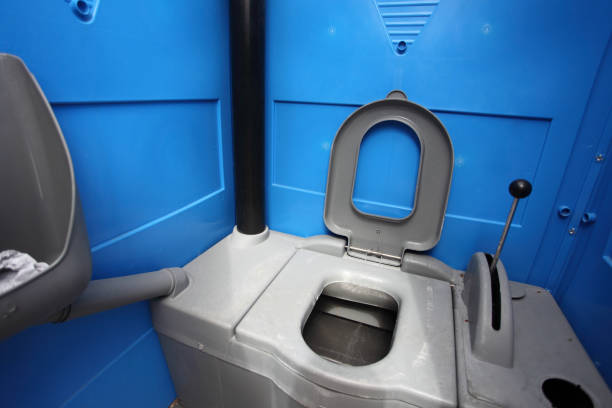 Best Temporary restroom rental  in Republic, WA