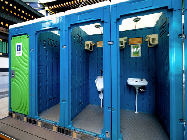 Best Affordable portable toilet rental  in Republic, WA